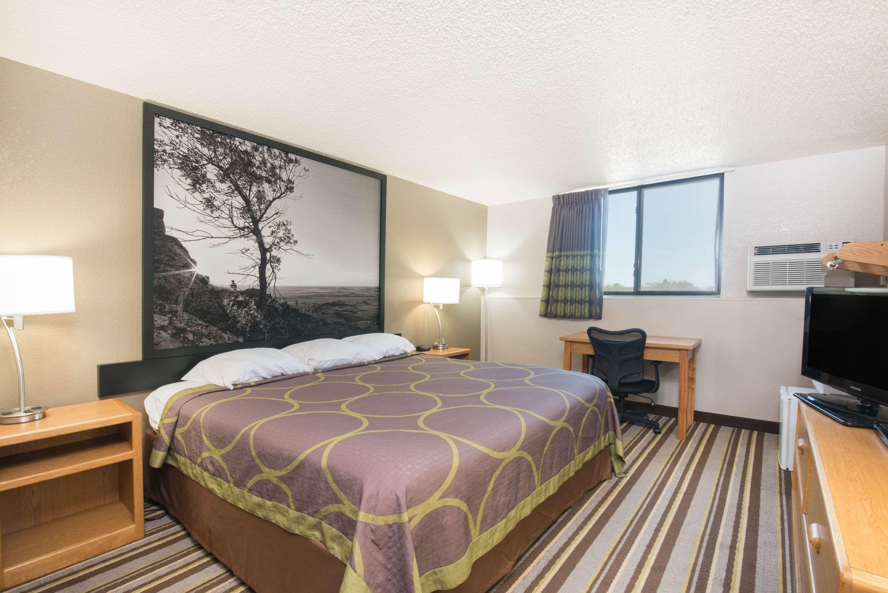Super 8 By Wyndham Jamestown Exterior foto